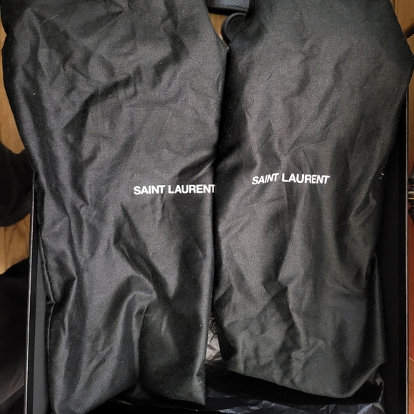 Saint laurent black suede point Chelsea - Picture 3 of 4